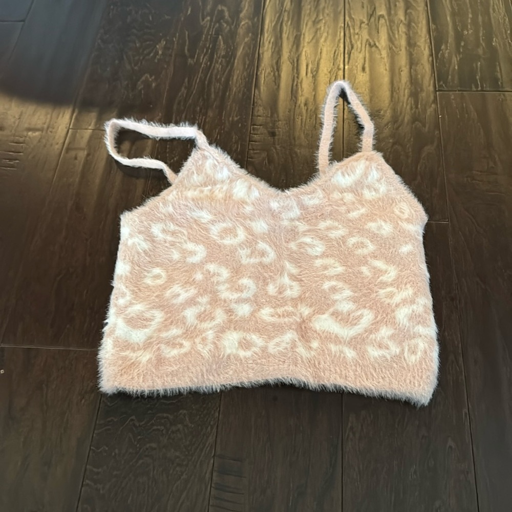 Pink and white fuzzy leopard crop top. Size large